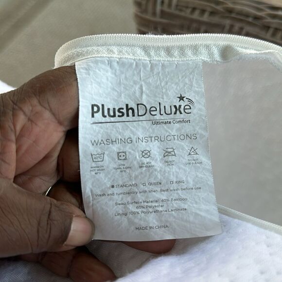 Plush Deluxe Bamboo Pillow Protectors (2) - Picture 4 of 4